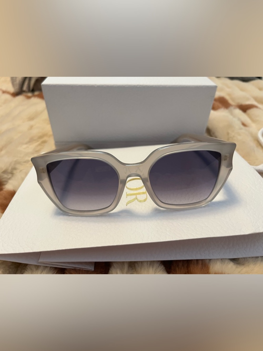 NEW DiorGlow DIOR Sunglasses Seaglass Gray - Picture 2 of 7